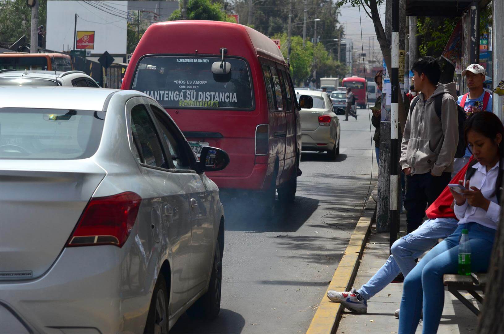 CONTAMINACIÓN. Vehículos son la principal fuente de emisión de material particulado, que daña la salud. 