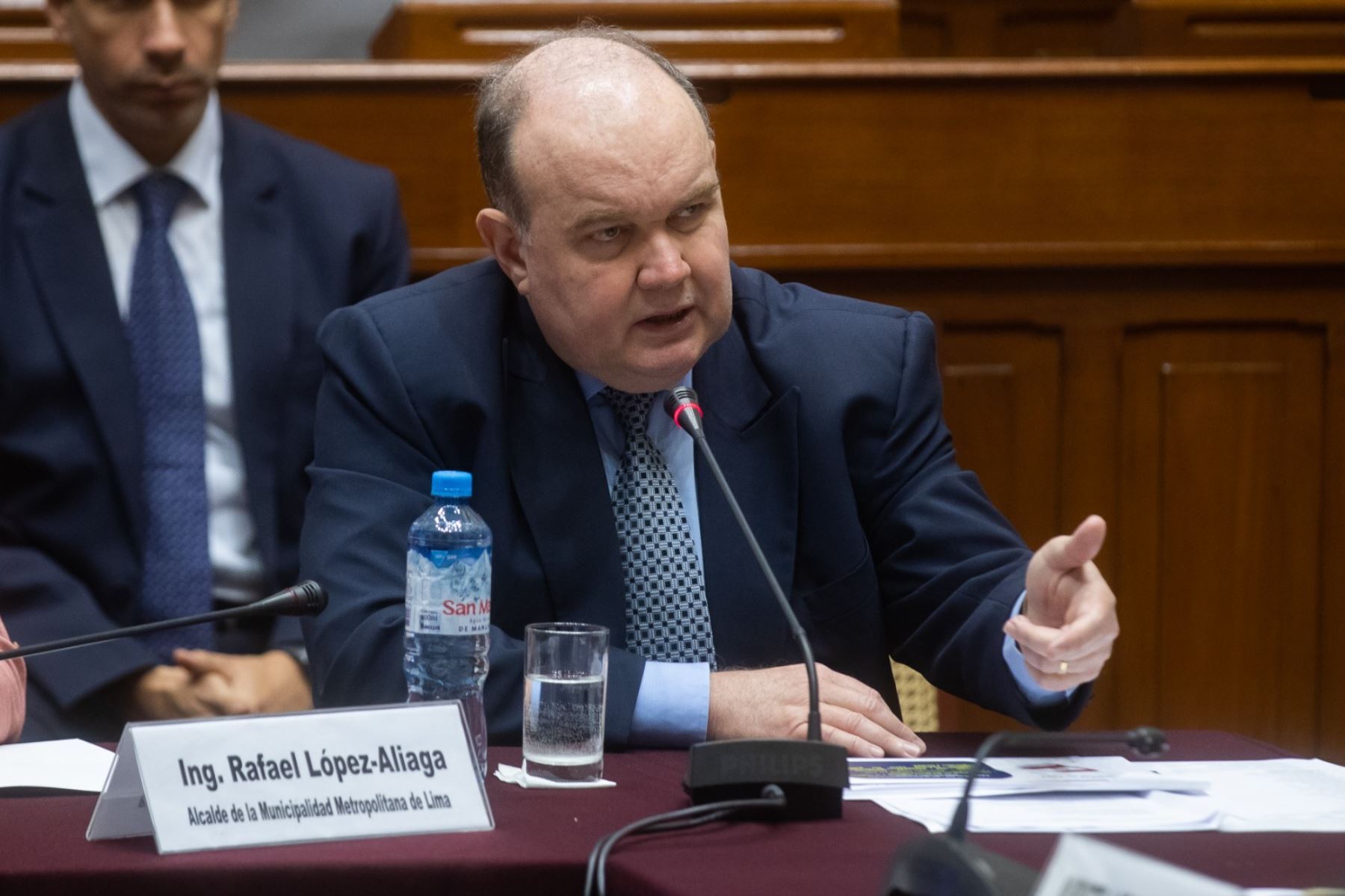 Es falso el dato de López Aliaga acerca de que la MML no contrató consultorías en lo que va de su gestión