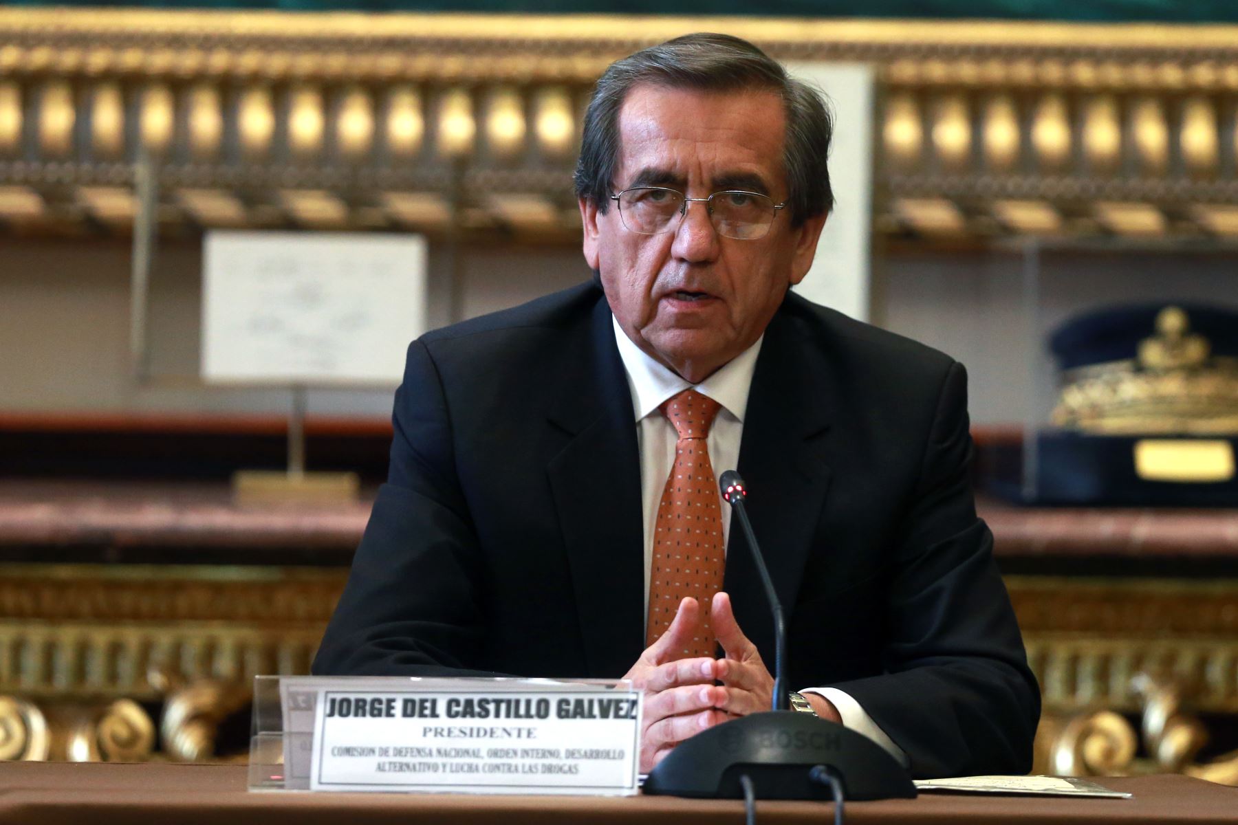 Es falsa la versión de Jorge del Castillo sobre la situación del fiscal de la nación en el caso contra Patricia Benavides