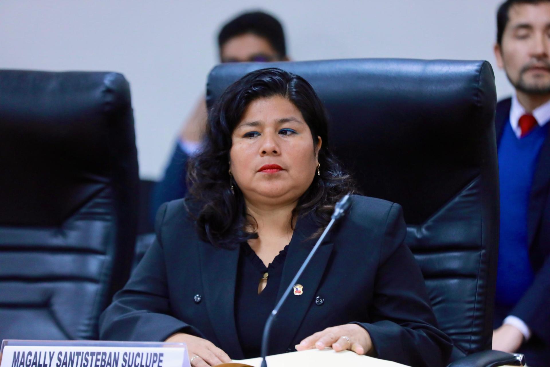 Es falso que Fujimori ha sido el único presidente que visitó Tumbes en épocas de inundaciones