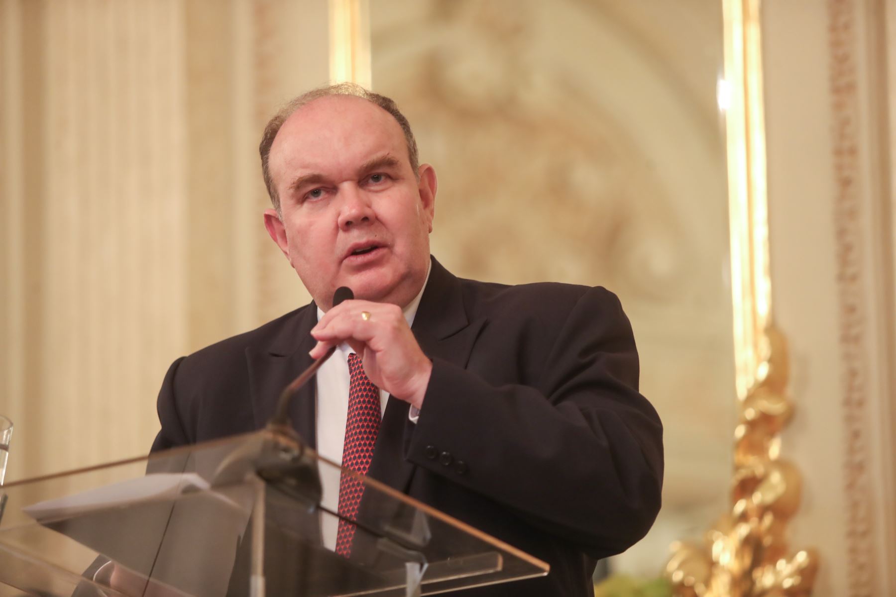 Es falso el dato de López Aliaga acerca de que la MML no ha realizado gastos en consultorías 