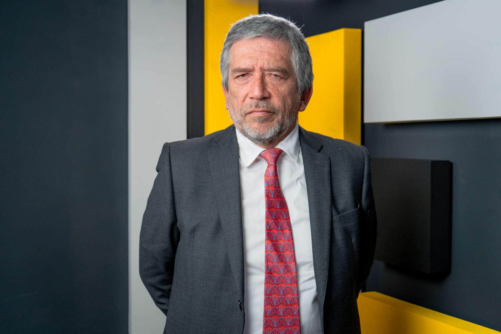 EFECTOS. Para Manuel Monteagudo, la sentencia favorable a Dina Boluarte da "un mensaje equivocado" y "no se ajusta a la Constitución".