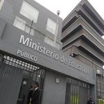 CONTRADICCIÓN. Dina Boluarte criticó la campaña del falso fraude, pero su gobierno contrató a uno de los financistas de las apelaciones. 