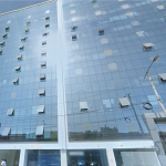 DIGEMID. El caso del suero defectuoso de Medifarma revela serias deficiencias en la fiscalización y supervisión de medicamentos en Perú.