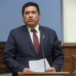 Es falsa la versión del congresista Aragón acerca de que la disolución del Congreso del 2019 fue inconstitucional