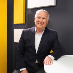 FIRMAS. Alfonso López Chau dijo que su partido hará una investigación interna para determinar qué ocurrió con los más de 2.000 registros observados por el Reniec. 