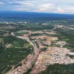 IMPACTO. El río Yuyapichis está siendo arrasado por la minería ilegal, que ingresa a la zona cada vez con más herramientas, como las retroexcavadoras.