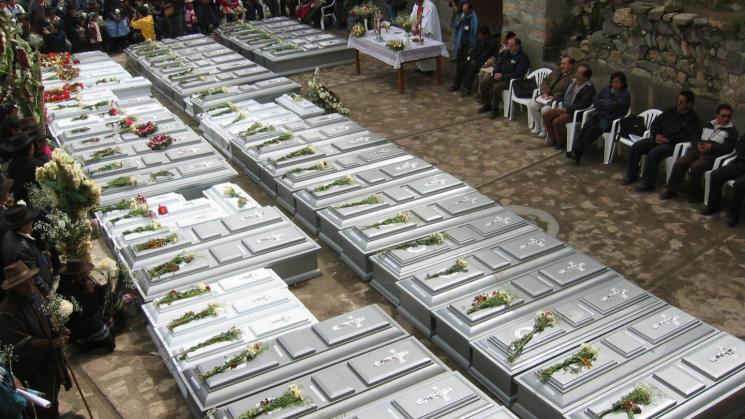 LUCANAMARCA. En 2006, el Poder Judicial sentenció a cadena perpetua a Abimael Guzman por la matanza de 69 campesinos, en 1983.  