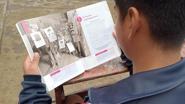 CONTENIDOS. En el libro Historia, Geografía y Economía de quinto de secundaria se abordan temas vinculados al terrorismo.