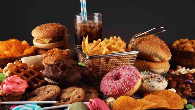 CÁLCULO. Según los autores, las empresas multinacionales intentan transmitir que son parte de la solución, pero en realidad son gran parte responsables del problema.