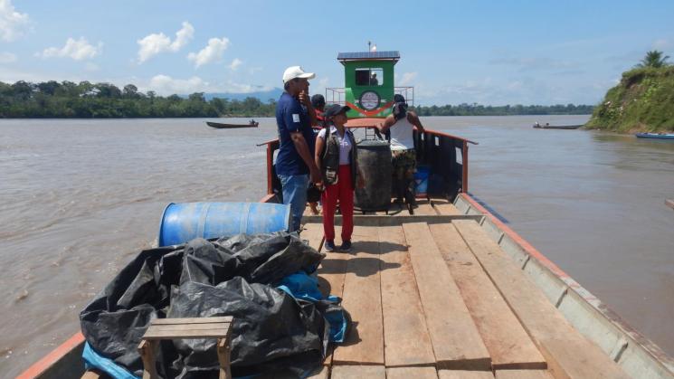 DEFENSORES EN PELIGRO. Indígenas del pueblo wampís decomisan madera de actores ilegales en Amazonas, a riesgo de sus propias vidas. 