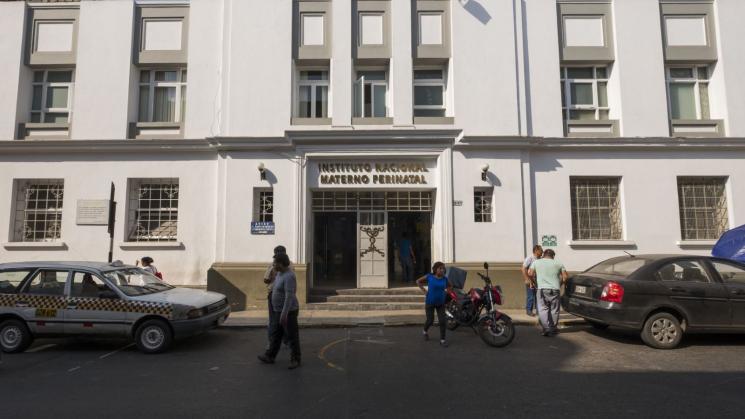 ACOSO. El Instituto Nacional Materno Perinatal está en la mira por aplicar el aborto terapéutico en los casos que señala la ley.