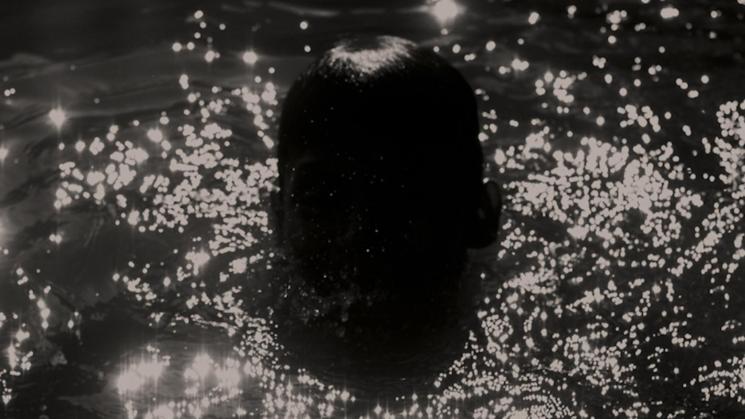 ENSAYO. En Arles, Las pertenencias del aire estará expuesta en el Espacio Monoprix hasta el 5 de octubre de 2025.