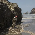 POLLUTION. The lawsuits and sanctions for the oil spill in the Peruvian sea represent the largest amount of the total litigation faced by the Repsol group.  