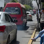 CONTAMINACIÓN. Vehículos son la principal fuente de emisión de material particulado, que daña la salud. 