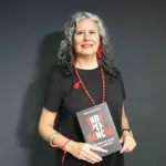 ANÁLISIS. La historiadora habla sobre política actual, memoria, independencia y la crisis de la democracia.