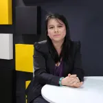 RECUPERACIÓN. Para la politóloga, reconducir al país hacia la senda democrática será una tarea de largo aliento. 