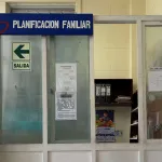 DESPROTECCIÓN. La falta de inversión y los discursos conservadores agravan el retroceso en la adquisición de métodos anticonceptivos.