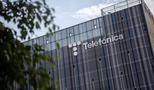 GARANTÍA. La Sunat ejecutó dos embargos, por S/800 millones, sobre inmuebles de Telefónica del Perú. Se espera una tercera  acción para completar la cuota exigible total.