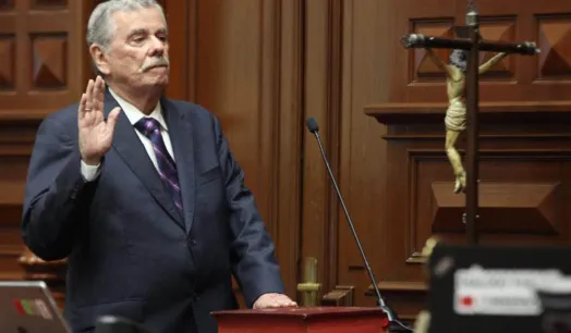 Es engañosa la versión de Rospigliosi sobre leyes de amnistía para militares y ronderos dadas por el Congreso en el 2001