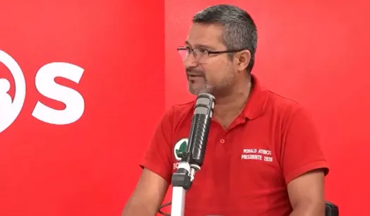 Es engañoso el dato de Ronald Atencio acerca de que el Senado puede vacar a un presidente en media hora.