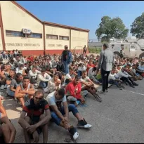 PENAL DE TOCORÓN. El gobernante Nicolás Maduro compartió esta imagen del operativo en la cárcel de Aragua, que se ejecutó el 21 de setiembre pasado. 