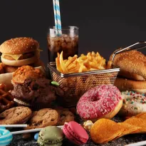 CÁLCULO. Según los autores, las empresas multinacionales intentan transmitir que son parte de la solución, pero en realidad son gran parte responsables del problema.