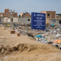 ABANDONO. Ingreso al complejo de Chan Chan. Es la más grande ciudadela de barro, pero también es el sitio patrimonial del Perú en la lista de peligro de la Unesco.