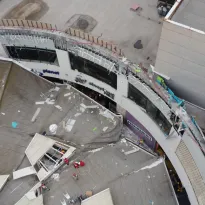 VÍCTIMAS. Seis personas fallecieron y otras 80 resultaron heridas durante el derrumbe del pasado 21 de febrero en el centro comercial de Trujillo.