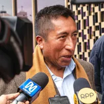 #Factchecking Es #FALSA la versión del candidato presidencial Alanoca sobre que el Congreso actual modificó más de 80 artículos de la Constitución.  