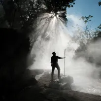 UN RÍO EXCEPCIONAL. No solo es único porque sus temperaturas llegan casi al punto de ebullición, sino también porque no se encuentra cerca de un sistema volcánico activo. 