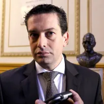 Es falsa la versión del candidato Miguel Torres acerca de que Fuerza Popular no apoyó el primer intento de vacancia a Vizcarra