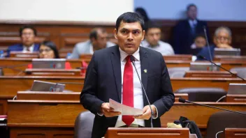 Es falso que la autonomía de las universidades puede ser modificada mediante ley