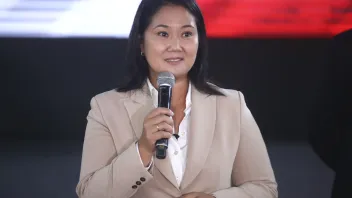 Es engañosa la versión de Keiko Fujimori acerca de que cambiar un artículo de la Constitución requiere 87 votos 