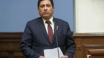 Es falsa la versión del congresista Aragón acerca de que la disolución del Congreso del 2019 fue inconstitucional